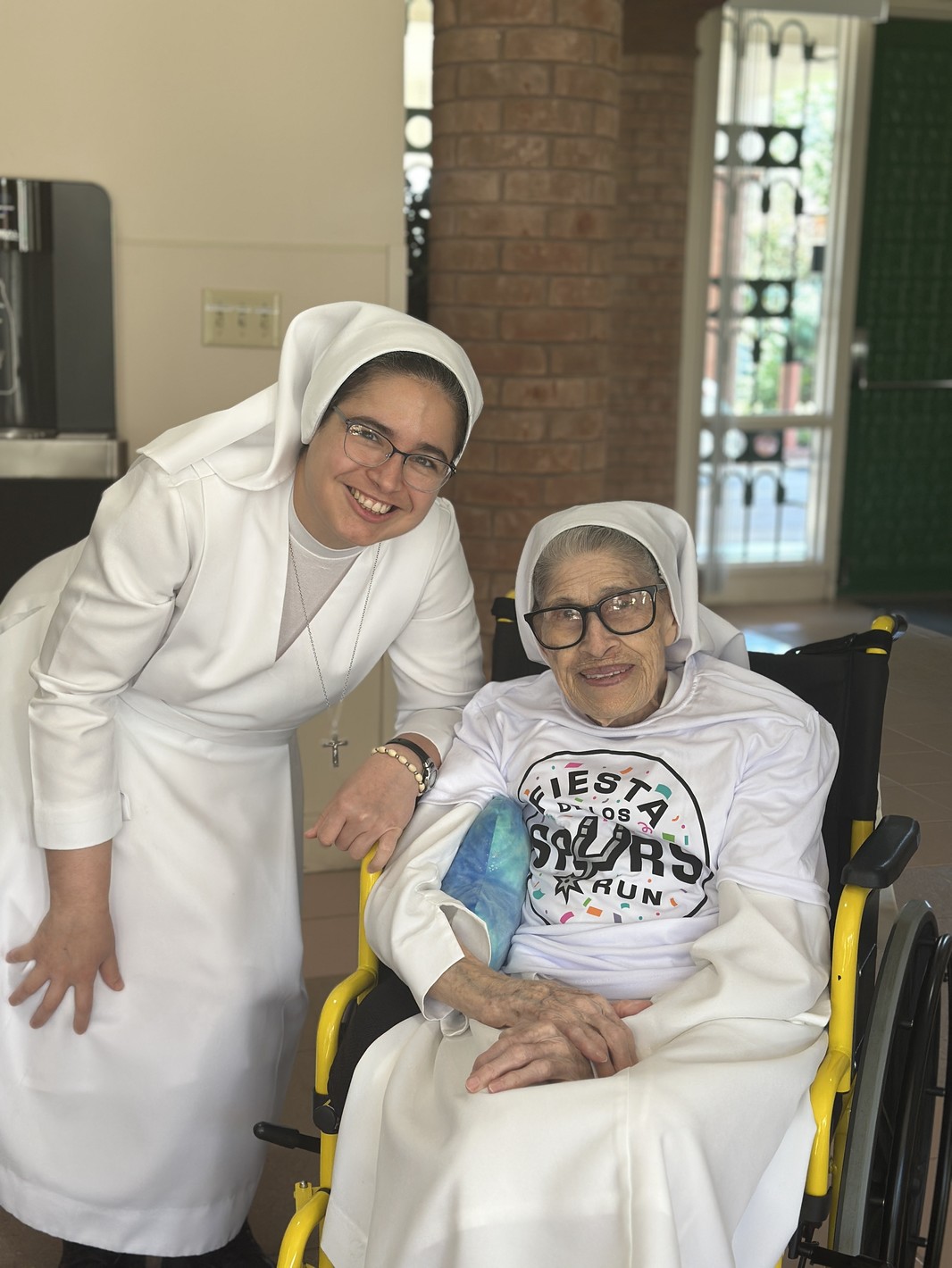 Salesian Sisters, Spurs 3