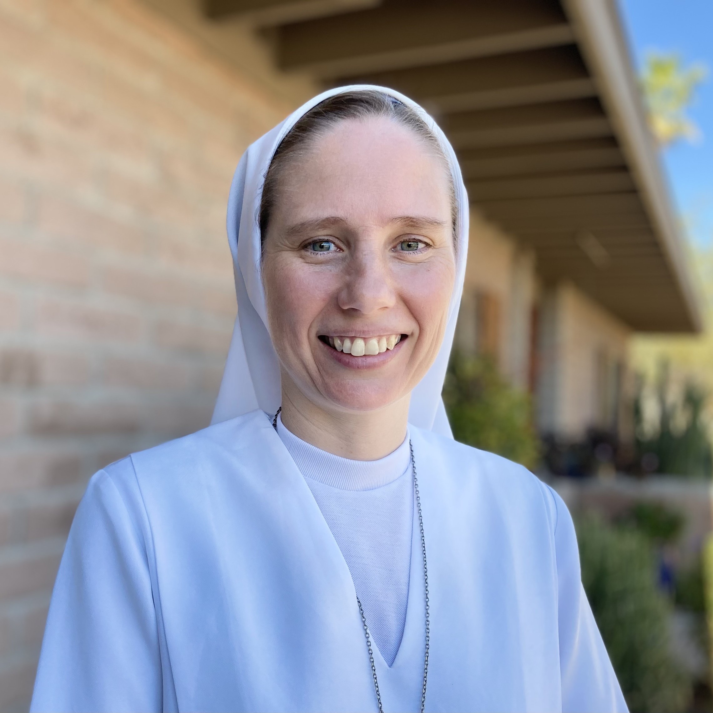 Sr Sydney