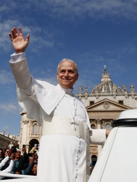 Pope Leo Wave Pope Mobile May 18 2025
