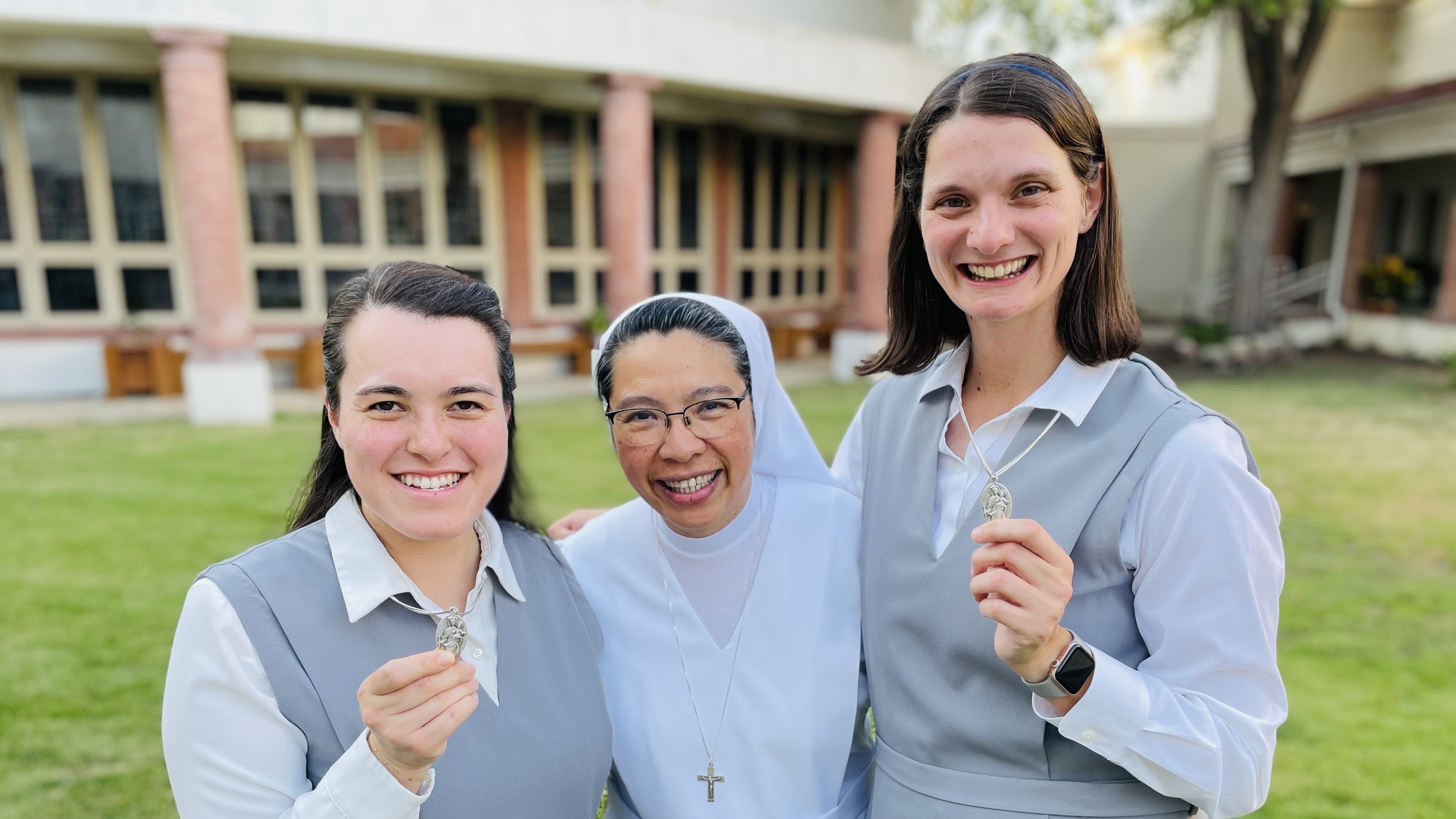 Novices 2025 with Sr. Thuy Huong